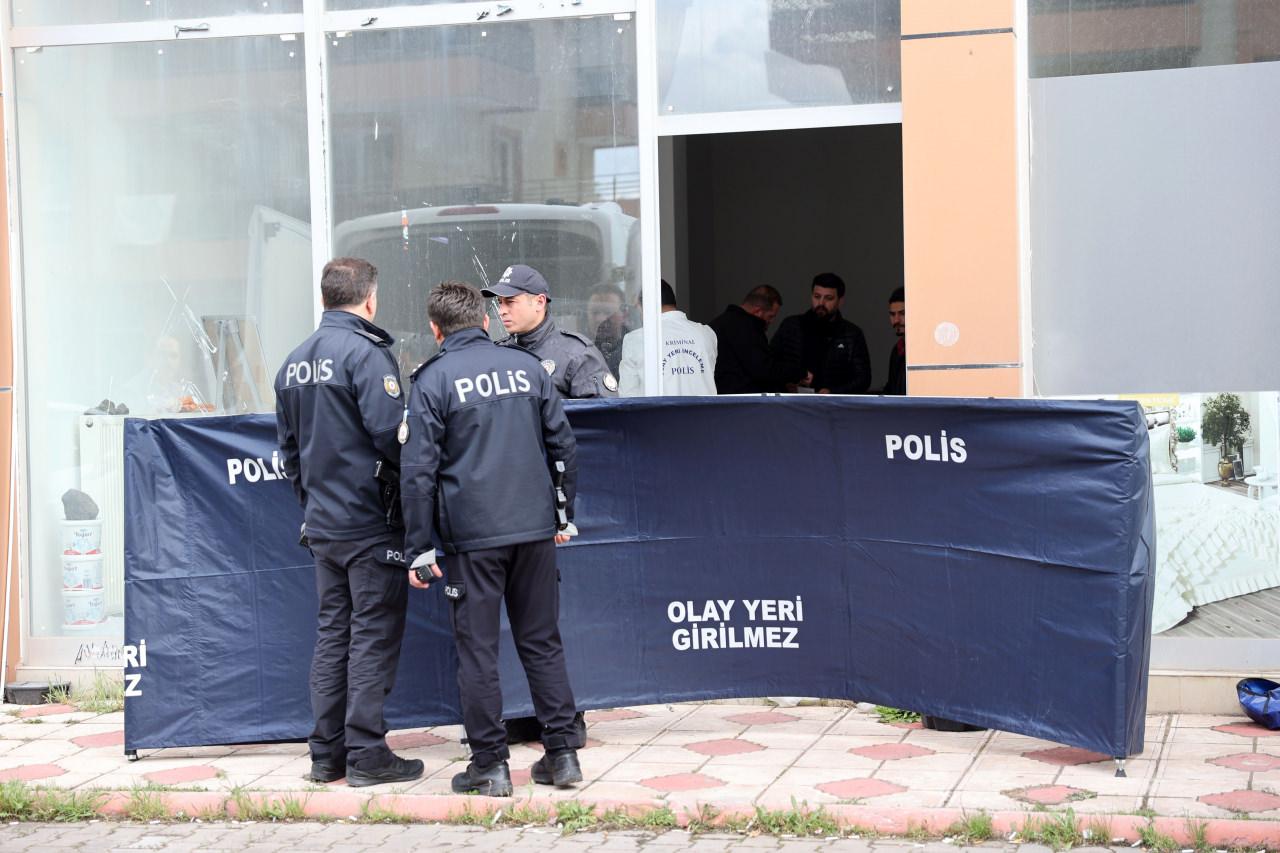 Sivas'ta silahlı kavga: 1 kişi öldü, 1 kişi yaralandı