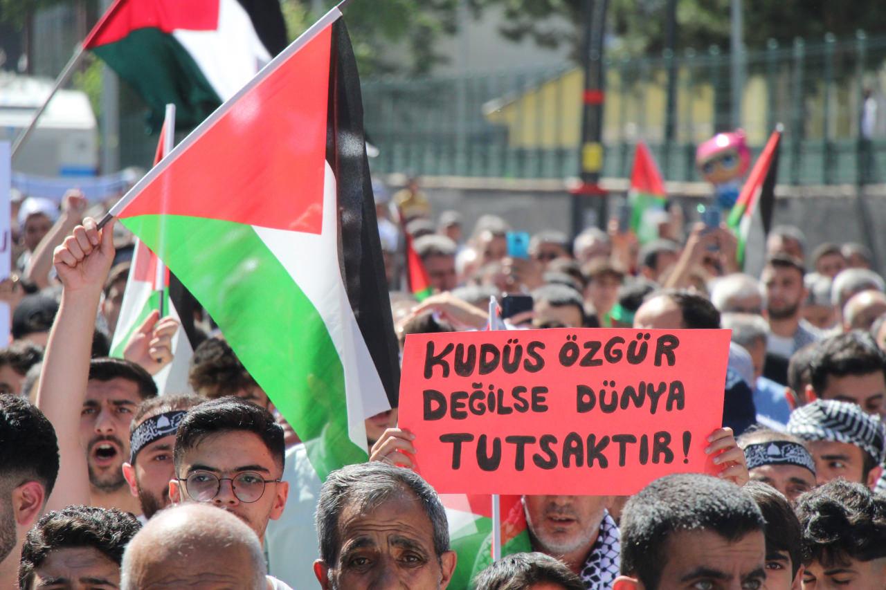 Bingöl’de binlerce kişi Gazze için yürüdü