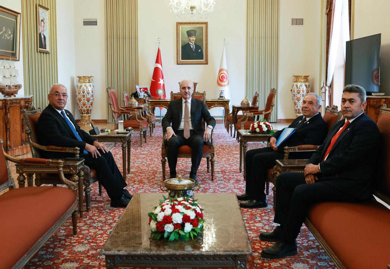 TBMM Başkanı Kurtulmuş Yapıcıoğlu ve Aksakal'ı kabul etti
