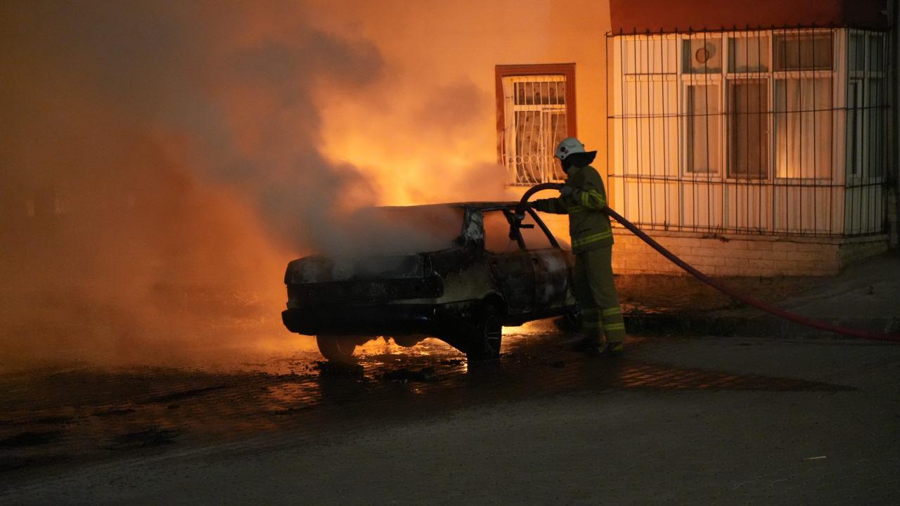 LPG'li otomobil alevlere teslim oldu!