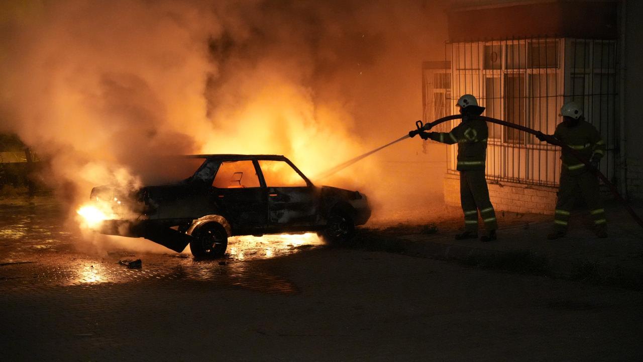 LPG'li otomobil alevlere teslim oldu!