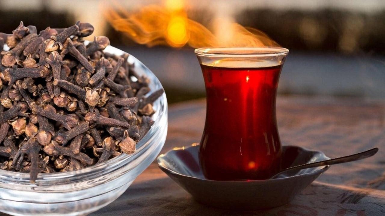 Çayınıza bir tutam atın farkı anında görün! Muhteşem aromasıyla karanfilli çay!