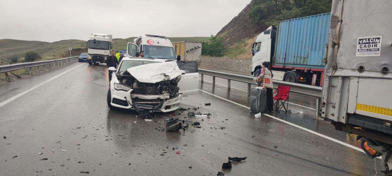 Erzurum'da zincirleme kaza: 10 yaralı