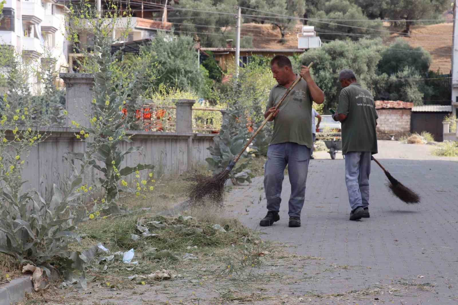 Nazilli Belediyesi Pınarbaşı Mahallesi’nde temizlik çalışması başlattı