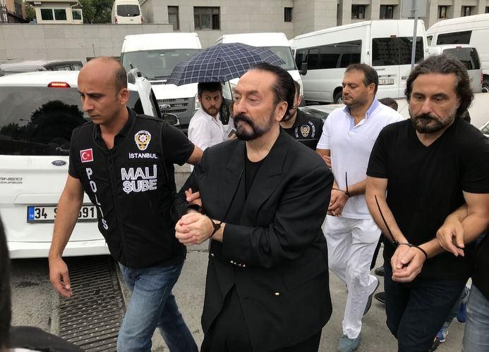 Yargıtay'dan Adnan Oktar kararı!