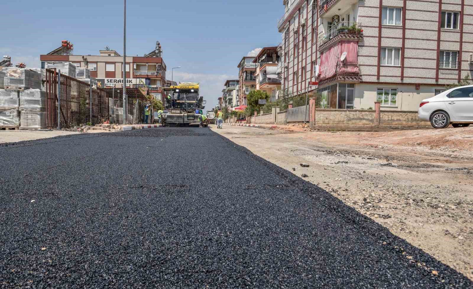 Kepez, Emek Mahallesi’ni de dönüştürüyor