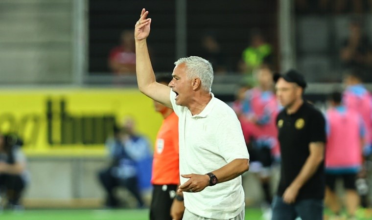 Jose Mourinho devre arasında ne söyledi? Sebastian Szymanski'den yanıt! - Son Dakika Spor Haberleri | Cumhuriyet