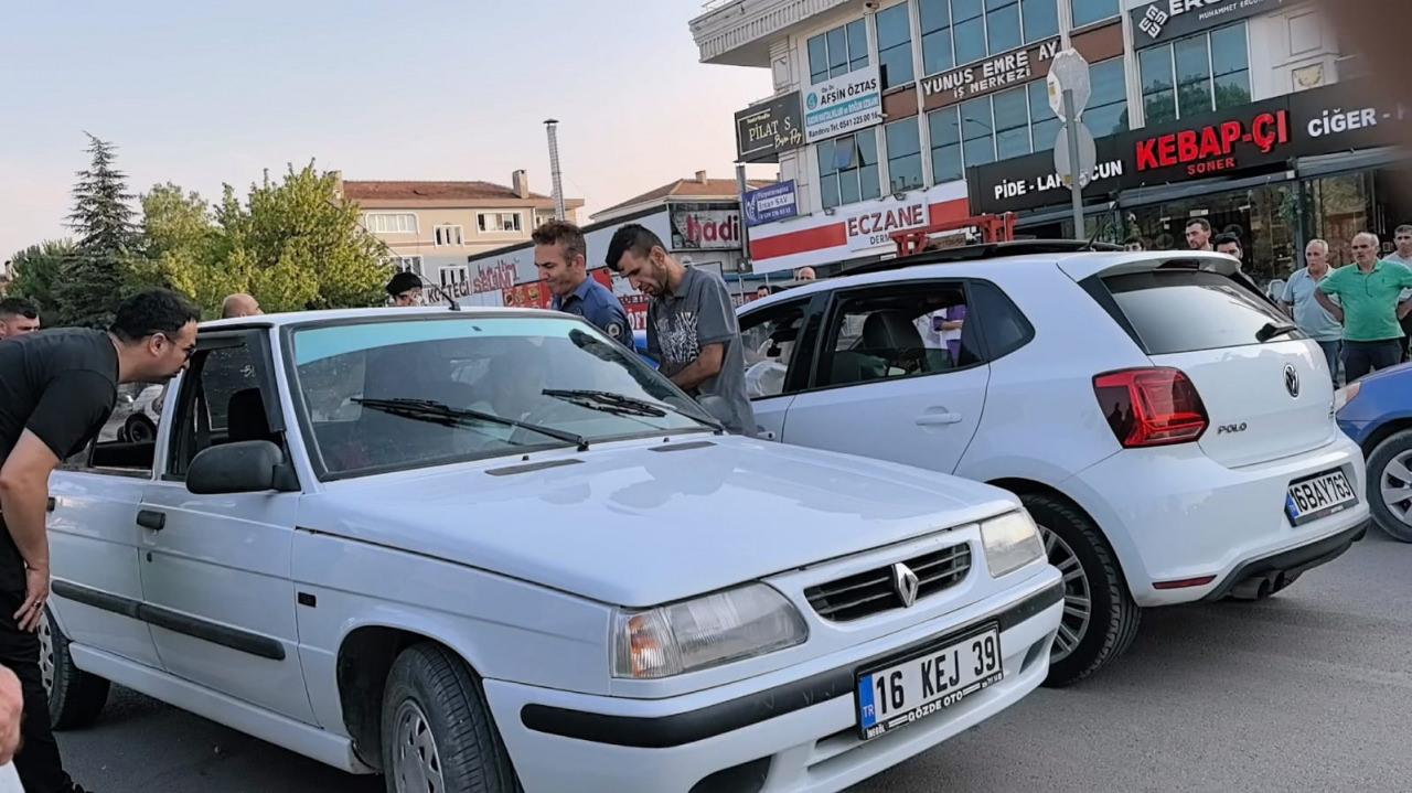 Bursa’da 4 ay önce ehliyetine el konulan sürücü, alkollü kaza yaptı