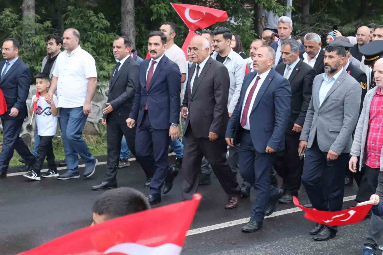 Çıldırda 15 Temmuz büyük bir katılımla kutlandı