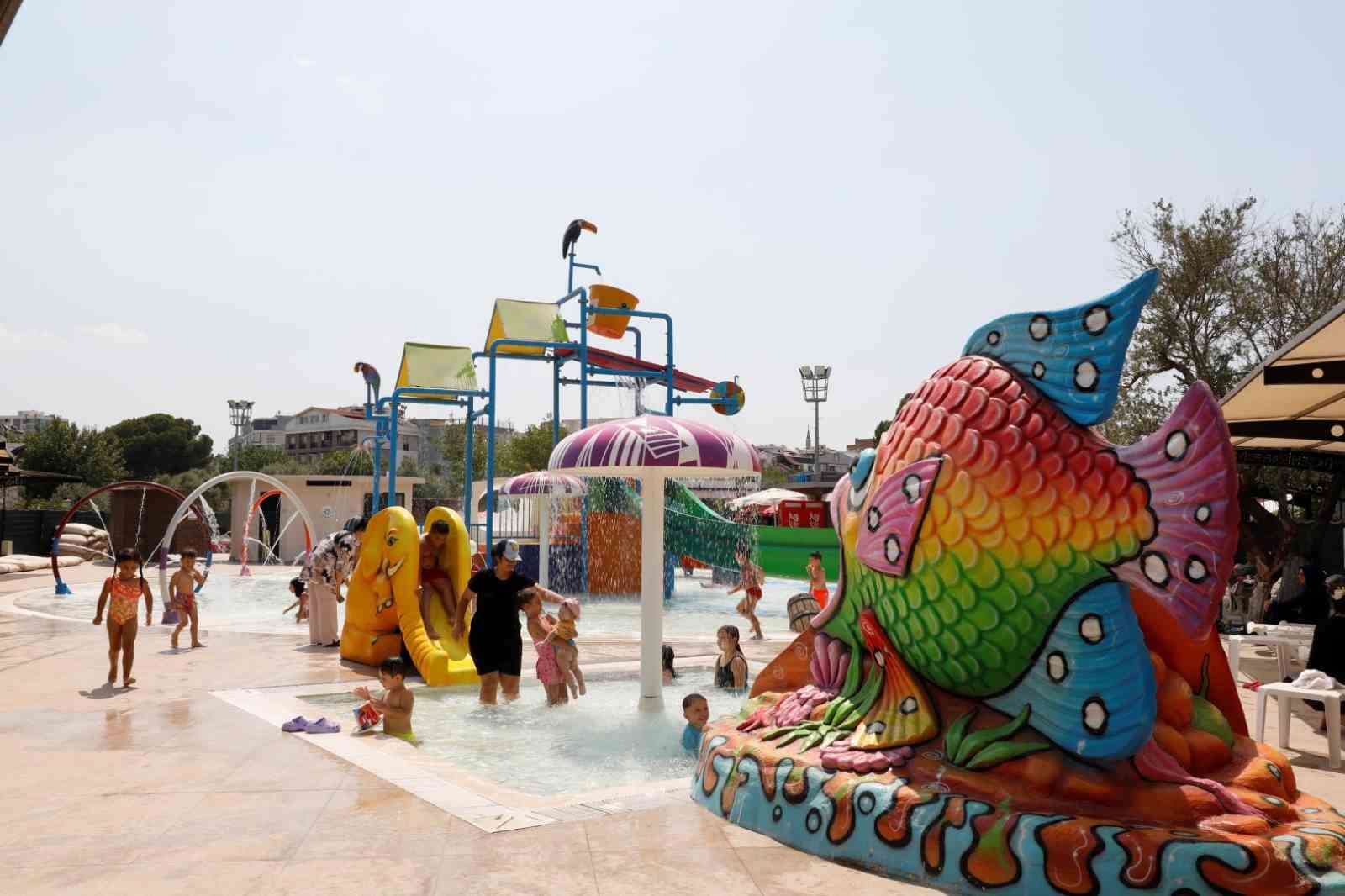 Aydın Tekstil Park’taki Aquapark çocukların gözdesi oldu