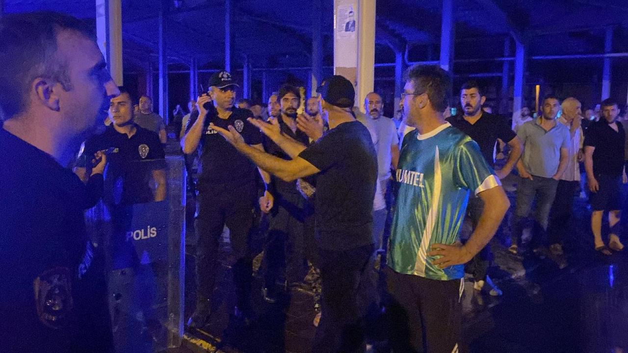 Kayseri'deki olaylarda 10 polis yaralandı!  Vali Çiçek'ten halka son dakika çağrısı
