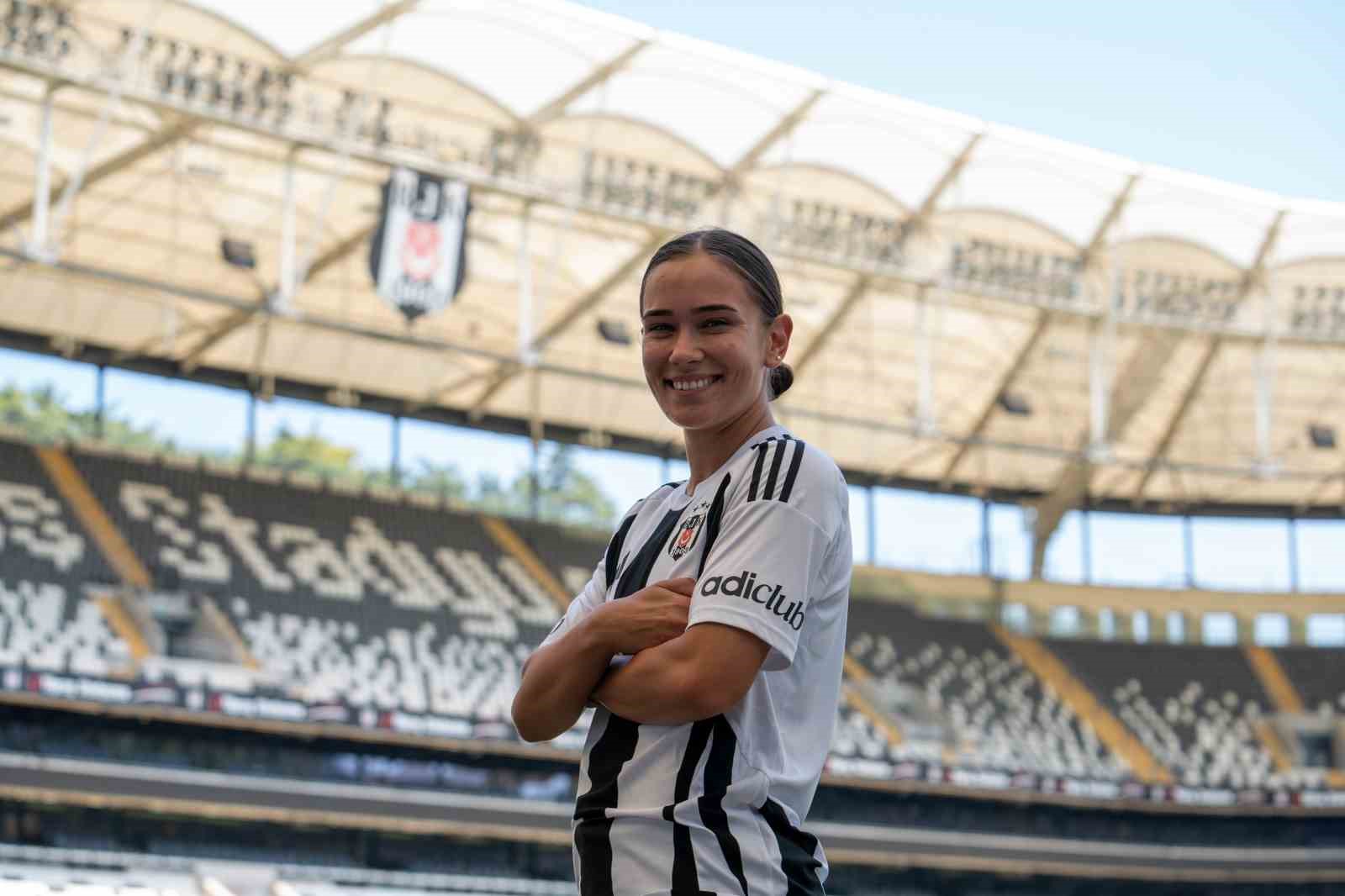 Beşiktaş, Minela Gacanica’yı kadrosuna kattı