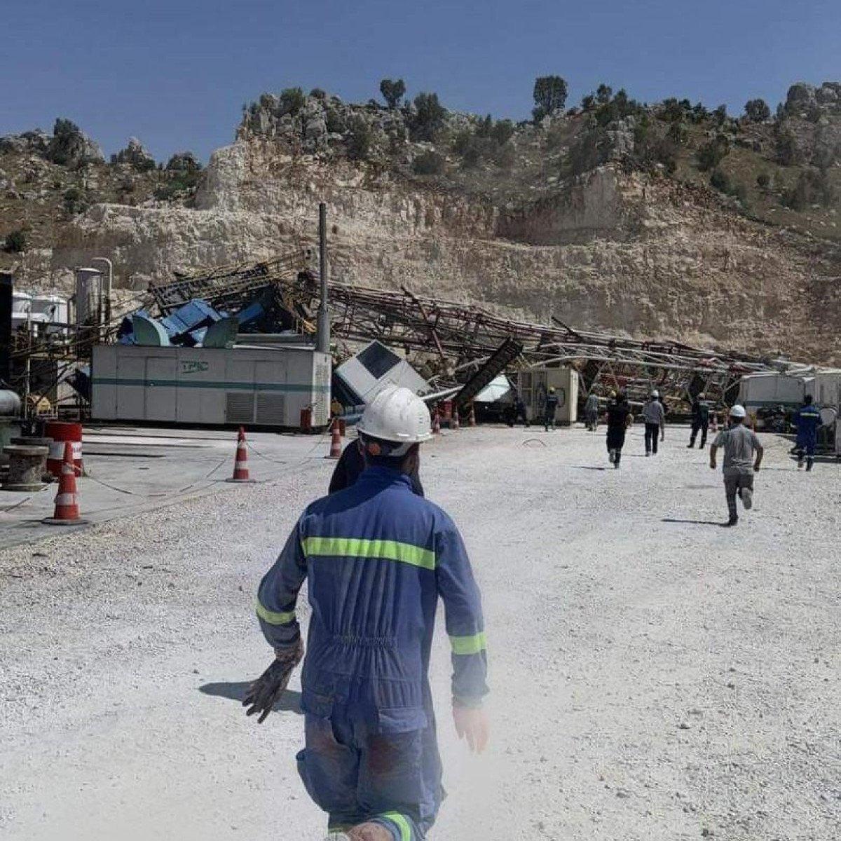 Gabar Dağı'nda petrol sondaj kulesi devrildi! İşçiler kule altında kaldı: 3 yaralı