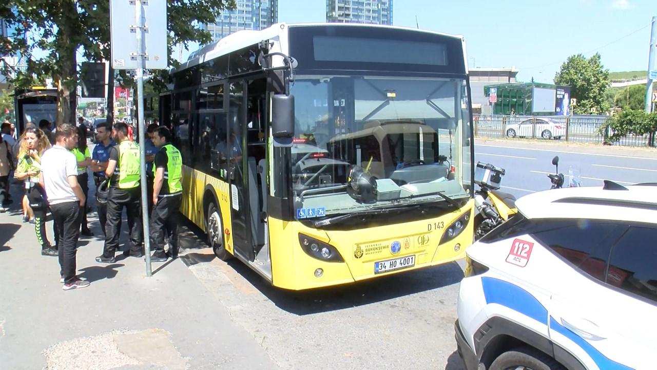 Şişli’de sara nöbeti geçiren motosiklet artçısı İETT otobüsünün önüne düştü