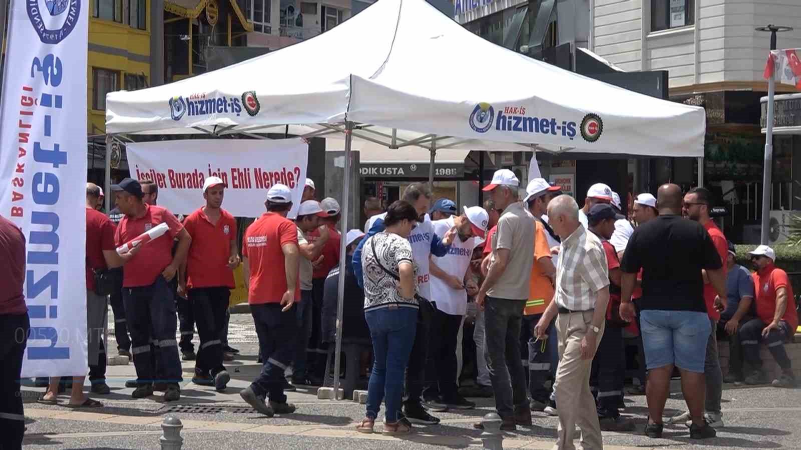 Yalova Belediyesi’nde işten çıkarılan 86 işçi için greve gidildi