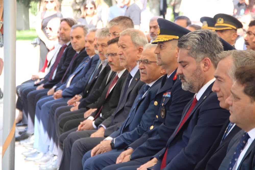 Hulusi Akar: 1 ay önce başkaldırmaya kalktılar! Hazırlıklı olmamız lazım