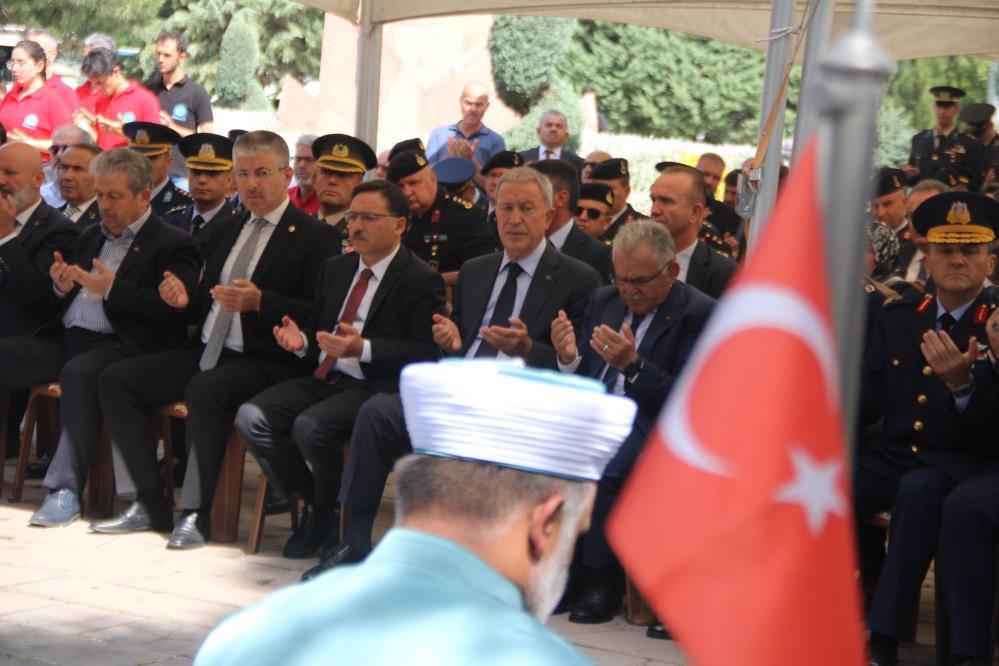 Hulusi Akar: 1 ay önce başkaldırmaya kalktılar! Hazırlıklı olmamız lazım