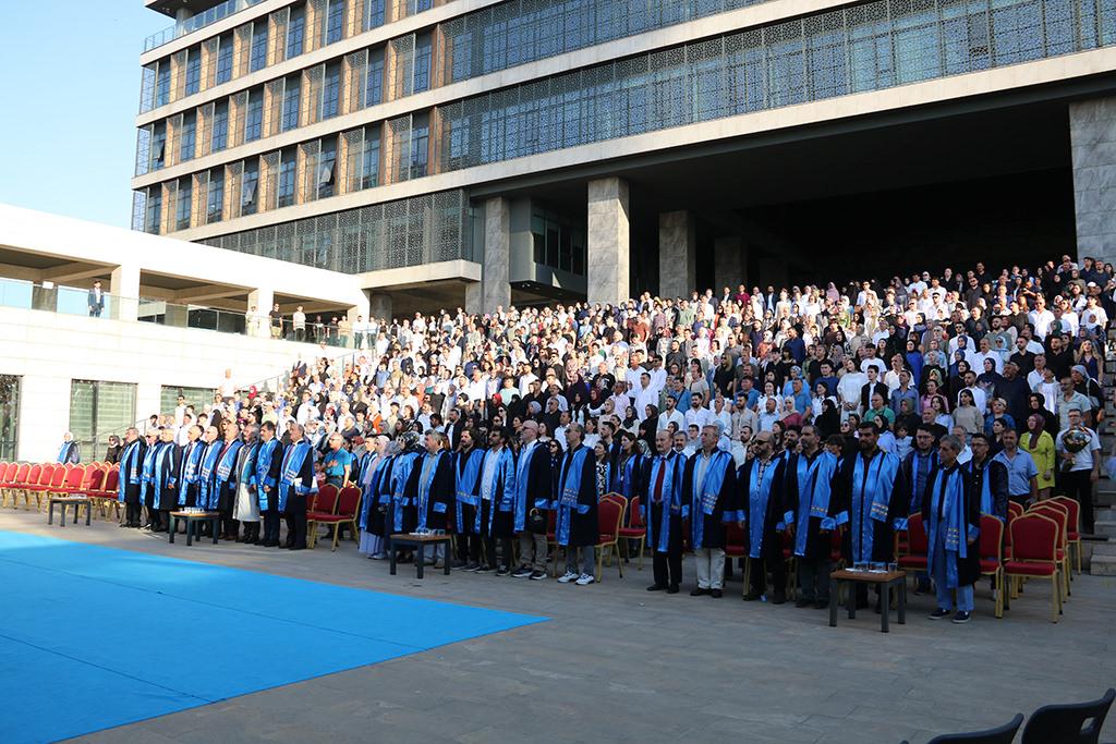 29 Mayıs Üniversitesi'nde mezuniyet coşkusu