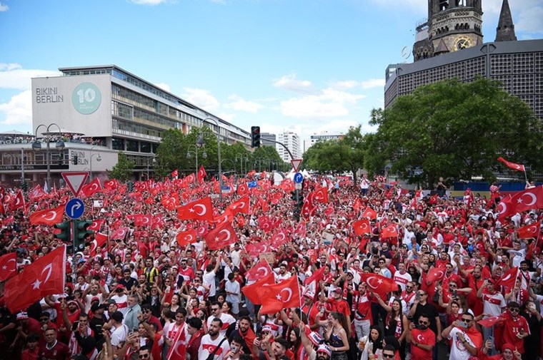 A Milli Takım, Hollanda’ya yenilip Euro 2024’ten çeyrek finalde elendi - Son Dakika Spor Haberleri | Cumhuriyet