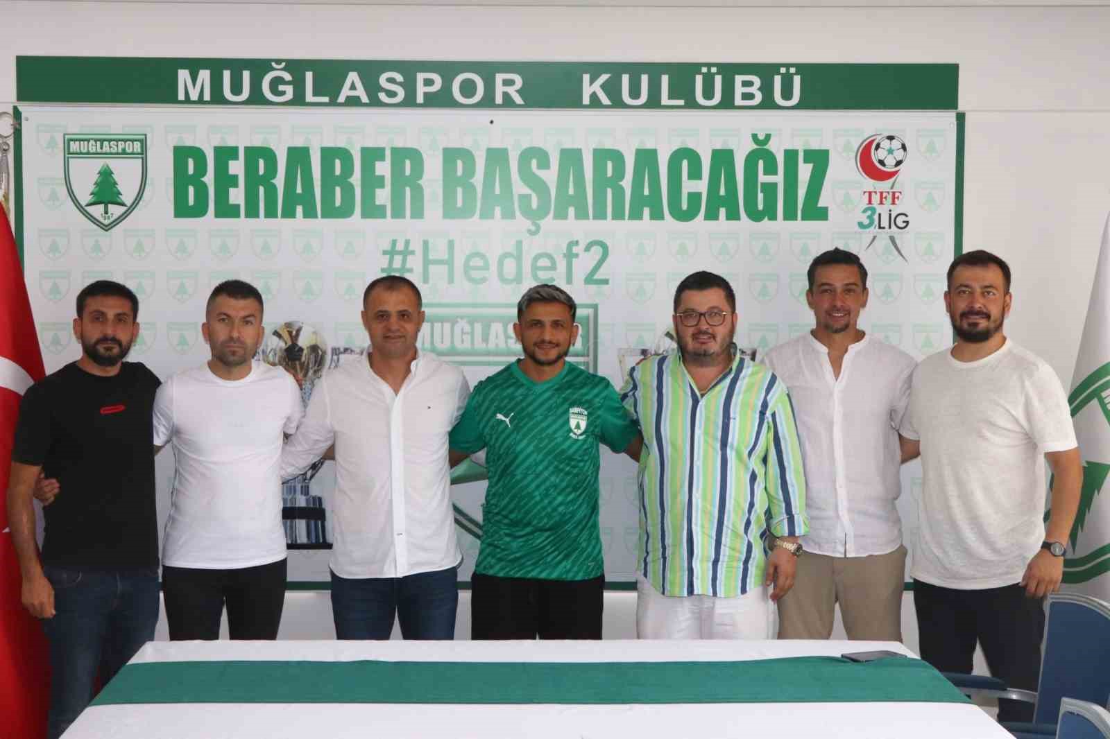 Muğlaspor, Tugay Adamcıl’ı transfer etti