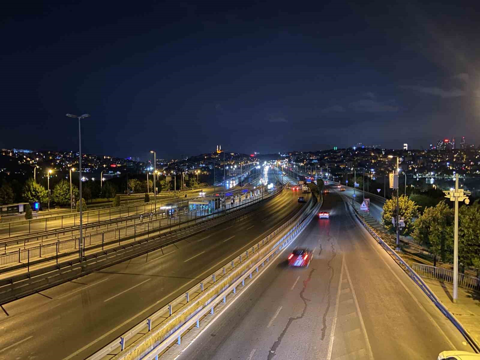 Haliç Köprüsü’nde asfalt yenileme çalışması: Ankara istikameti trafiğe kapatıldı