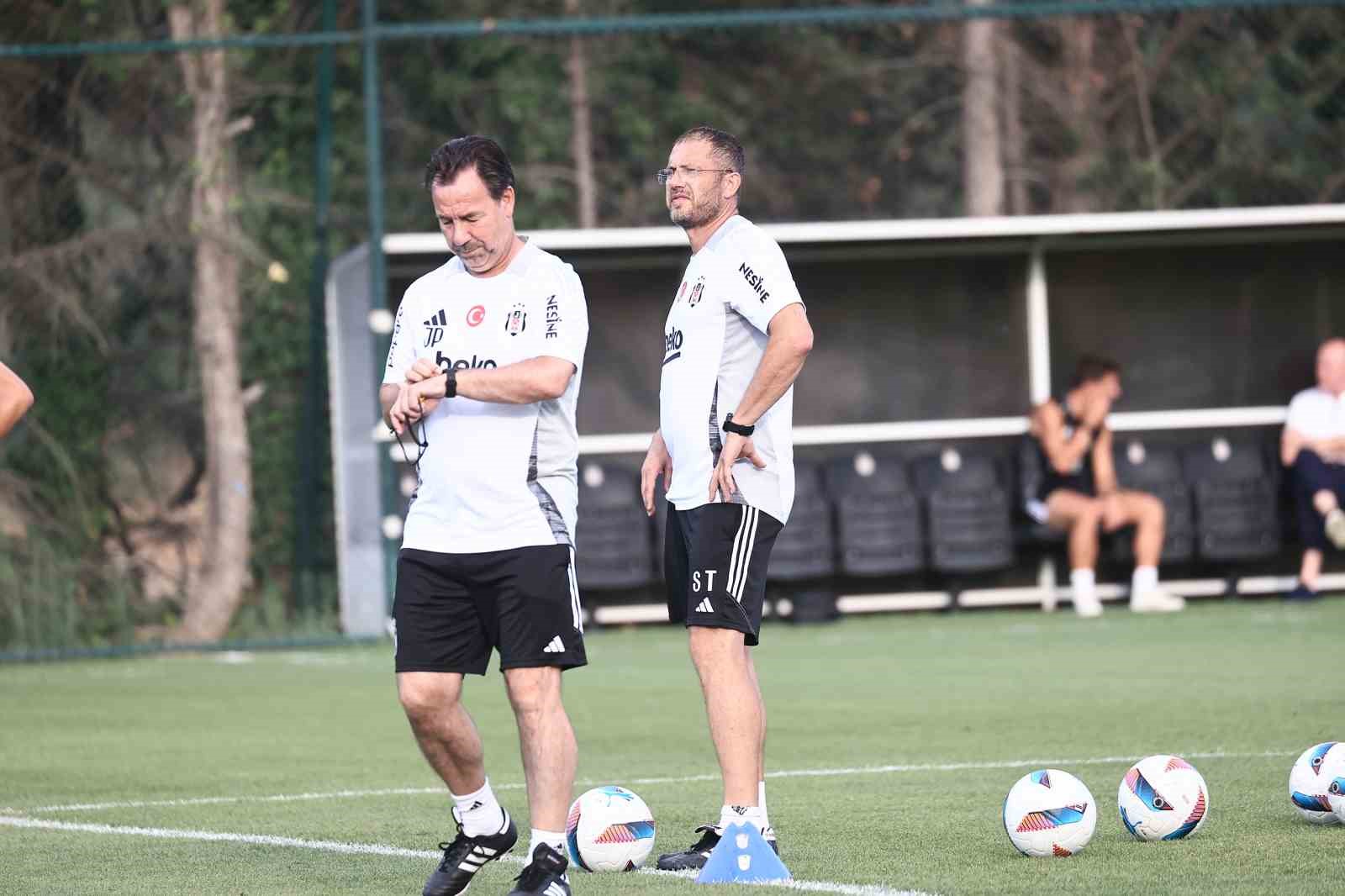 Beşiktaş, yeni sezon hazırlıklarını sürdürdü