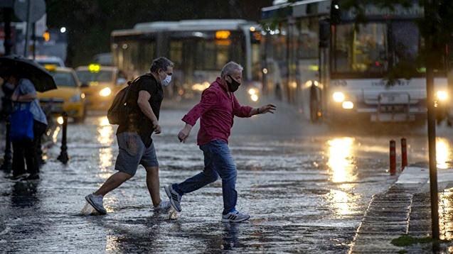 Meteoroloji peş peşe uyardı: 3 ili vuracak